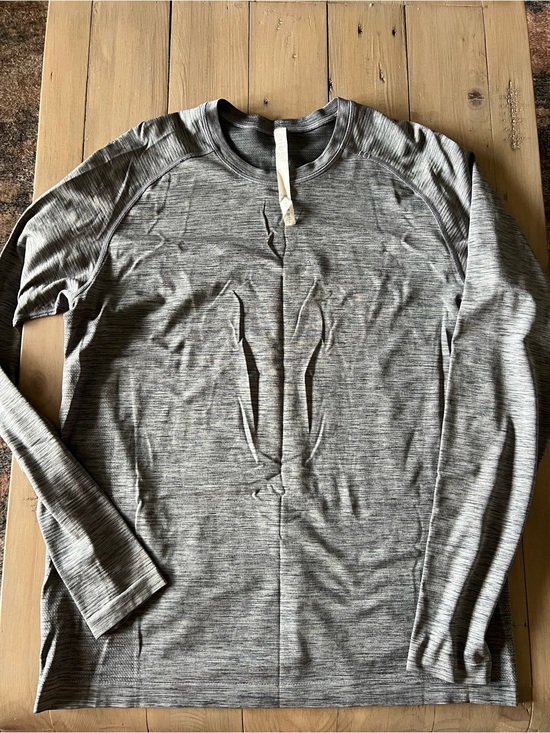 lululemon athletica Other - Lululemon Men’s Long Sleeve Shirt - Grey- Large NWOT